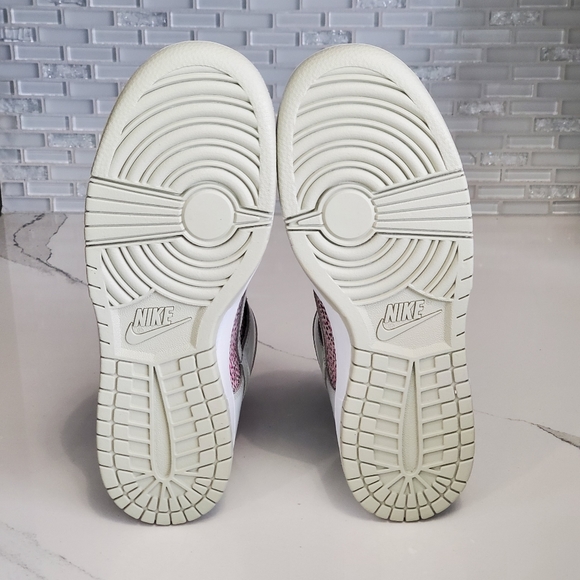 Nike Dunk High Skinny Print Medium Gray Laser Purple - Picture 5 of 12